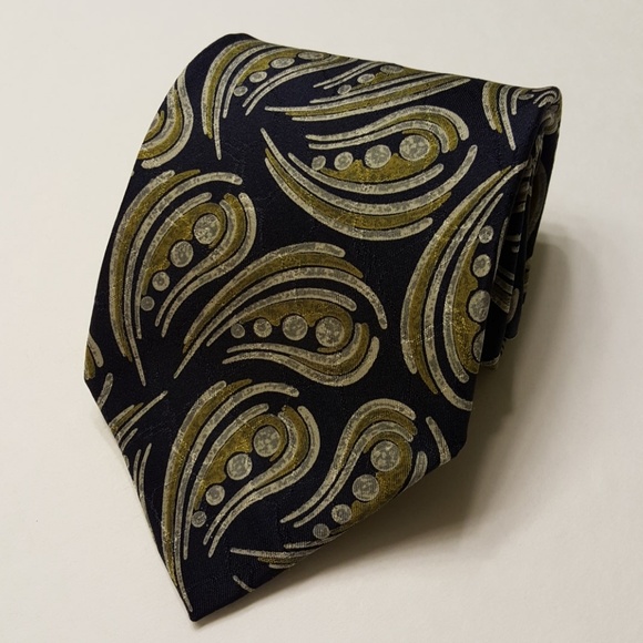 SOLD Giorgio Armani men's 100% pure silk tie - Picture 1 of 5